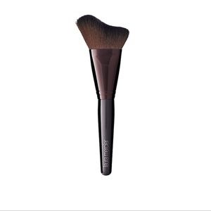 Glow Powder Brush - Laura Mercier new